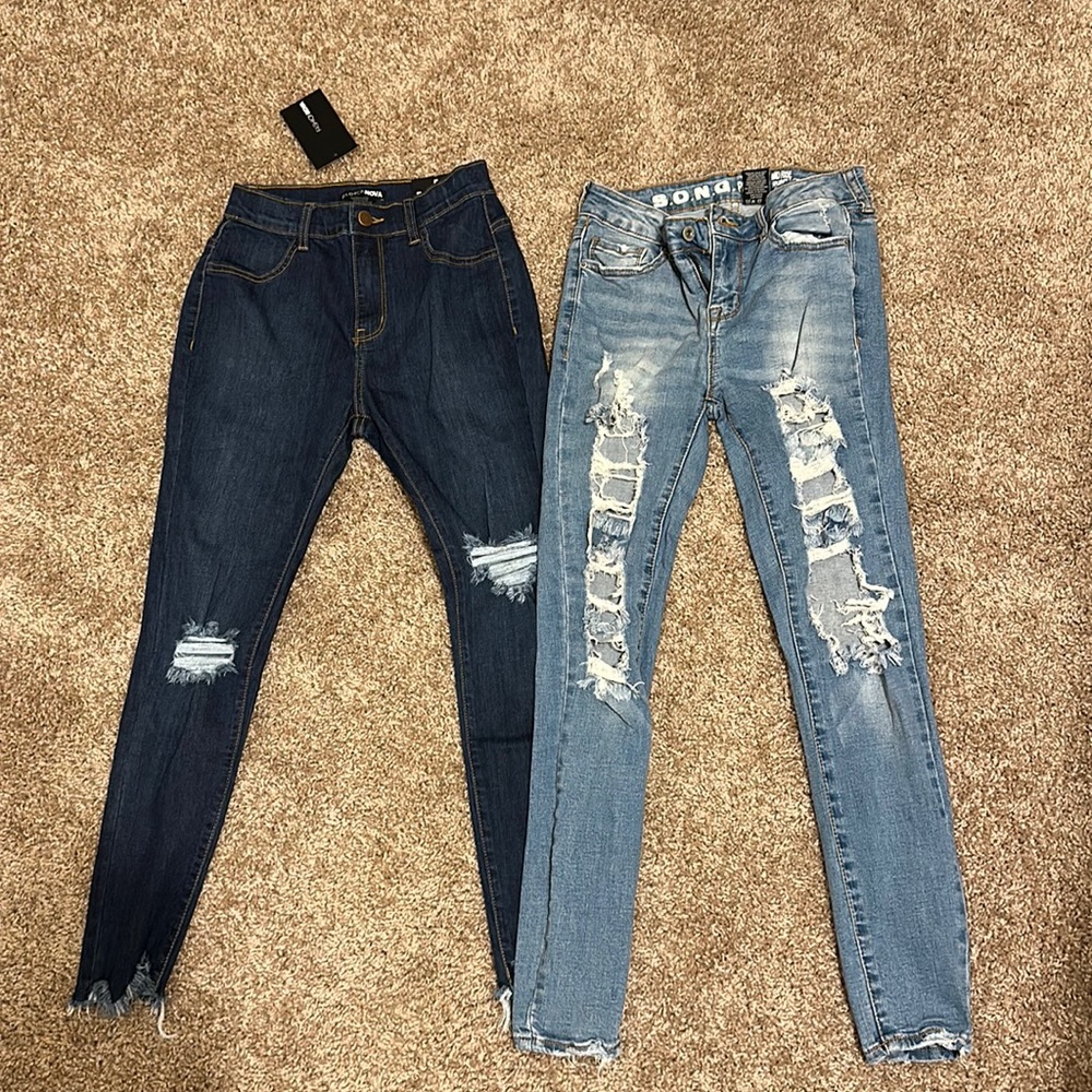 Distressed Jeggings